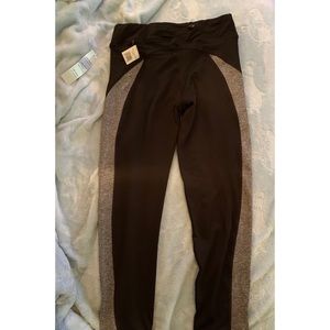 Ambiance apparel athletic workout Capri